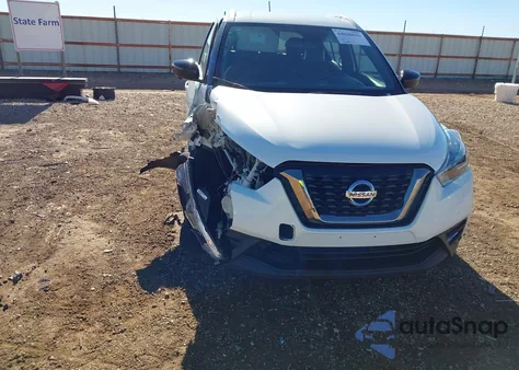 2019 Nissan Kicks Sr из США, поврежденный, VIN 3N1CP5CU4KL513572